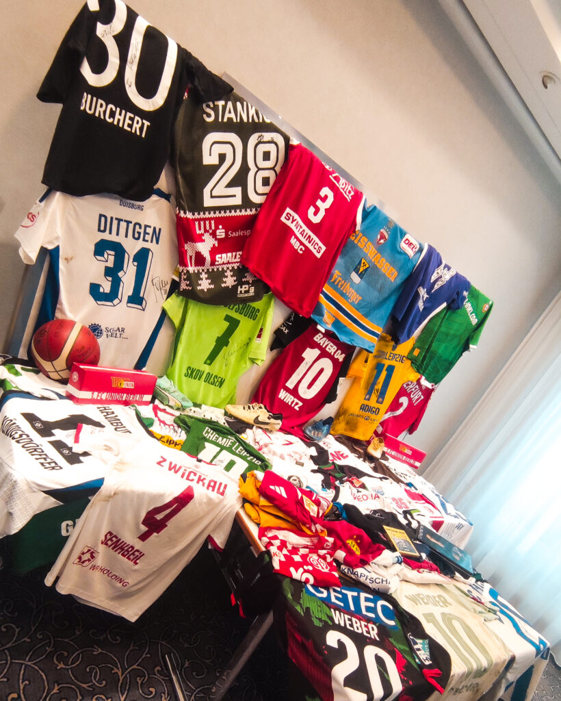 Trikotversteigerung 2025